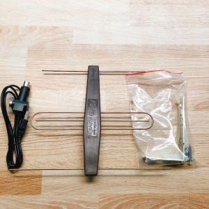 Anten khuếch đại chính hãng AVG kèm dây cấp nguồn 5V chính hãng AVG dùng cho đầu thu kỹ thuật số và tivi tích hợp DVB T2