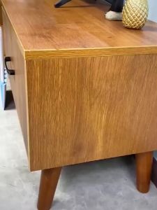 ที่ยึดปลั๊กไฟ แผ่นกาว ติดรางปลั๊กไฟ ใช้ติดรางปลั๊กไฟกับผนัง