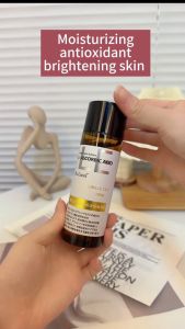 Dr.Lucel 7.5% VC facial Essence Toner 105ml skincare Brightens&Reduces Acne Marks Suitable for All Skin Types