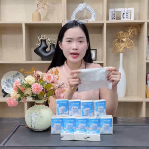 Khăn giấy bỏ túi mini Top gia ( 4 lớp) 1 gói 8 tờ mềm mịn an toàn cho da