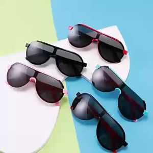 [MỚI - VOUCHER 15%] Kính râm cho TRẺ EM tròng đen phong cách nước ngoài phối màu xinh xắn mã Y3808 - kheshop