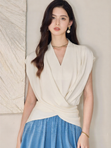 Roey s house | Premium Satin Off-white V-neck Tapered Blouse
