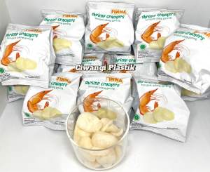 Kerupuk Udang Finna Crackers 10gr (3 bungkus)