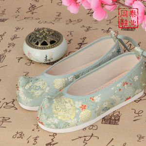 Spring Autumn Embroidered Shoes Womens Original Lift Head Bow Shoes Hanfu Shoes Match Ancient Costume Inner Heightening Old Beijing Cloth Shoes