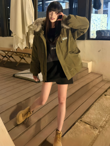 แจ็คเก็ตแบบมีฮู้ดแบบหนาและอบอุ่นสำหรับฤดูหนาวปี 2025 แจ็คเก็ตแบบลำลองสำหรับผู้หญิง แจ็คเก็ตแบบมีฮู้ดขนสัตว์และเสื้อคลุมคอตตอน