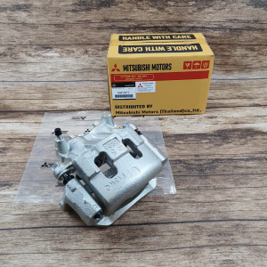 BLOK REM CAKRAM DEPAN KANAN ALL NEW PAJERO TRITON 4N15 KL3T 4605C072