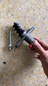 TRW แม่ปั๊มคลัชล่าง  TFR’97 TRW 7/8