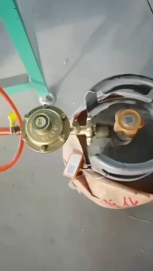 High-Quality LPG Gas Regulator with Gauge and Auto Safety Controller by MP Marketing