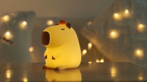 Capybara Night Light for Kids Capybara Lamp Portable USB Rechargeable Animal Lamps Touch Control Lamp Silicone Night Light 3 Colors FunctionChildrens Christmas Gifts