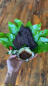 Thịt trâu gác bếp Tây Bắc HUGI FOOD hàng loại 1 đạt chuẩn OCOP 500g khô trâu gác bếp đặc sản Điện Biên kèm hộp quà tặng
