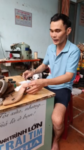 Keo dán giày dép đa năng tại nhà Sửa Chữa Đơn Giản kèm bộ kim may giày Tiết Kiệm Và Tiện Lợi!