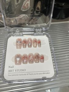 INS Gentle Color Sweet Rabbit Serge Silver Cat Eye Blush Blooming Accessible Luxury Short White Detachable Wear Nail