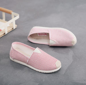 Beijing Ladies Canvas Shoes Summer New Style Soft Bottom Flat Fisherman Hollow out Design Easy to Wear Korean Style Low Cut