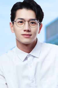 Progressive Multifocus Reading Glasses for Women and Man Lightweight Metal Frame Presbyopic glassesRound Retro Eyeglasses