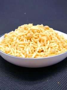 Specialty Snack: First Bay Fried Rice Flakes from Liuyang Salty Office Hunger Suppressant Snack Flavorful Puffed Grain