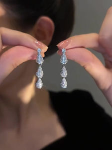 Elegant Versatile High-End Waterdrop Zircon Pendant Earrings Womens Unique Fashionable Stylish Jewelry Accessories New 2023