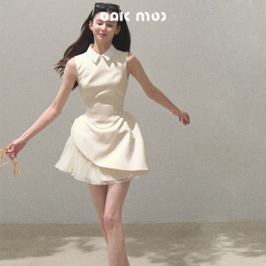 OAKMOO | Đầm Nhỏ Có Cổ Bẻ Tháo Lắp Chân Váy Voan Màu Mới