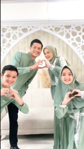 SARIMBIT ERNAWA CLASIC BLUE TERBARU LUBI EDISI LEBARAN