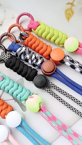 Muse Harbor สายคล้องคอสั้นแบบสร้างสรรค์สำหรับฝาครอบโทรศัพท์และกุญแจ ทำจาก Polyester สาน