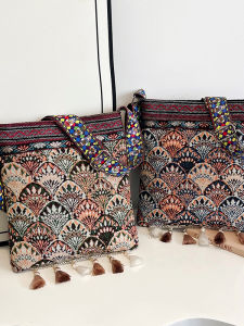 Cute Embroidered Canvas Crossbody Phone Bag Single Shoulder Bag Womens Ethnic Style Fashionable Ladies Mobile Phone Bag