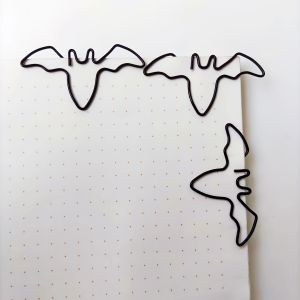 15Pcs Bat Shaped Paper Clips Office School Stationery for Paperwork Personal Use Halloween Festival Decor