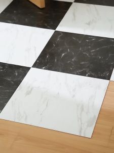 กระเบื้องยางลายหินอ่อน กาวในตัว ติดพื้น แผ่นปูพื้น วัสดุปูพื้นและผนัง ปูพื้นห้องนอน กระเบื้องปูพื้น เสื่อน้ํามันปูพื้น ขนาด 60*60cm