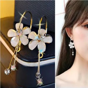 Exaggerated Long Tassel Earrings Golden Flower Design New Chinese Style Wedding Jewelry for Women Fashionable Ear Decor