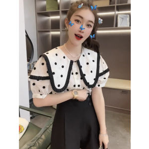 เสื้อเชิ้ตผ้าชีฟองแขนสั้นลายจุดคอตุ๊กตาสไตล์ฝรั่งเศสสำหรับผู้หญิงในฤดูร้อน เสื้อเชิ้ตคอกลมแขนสั้นสไตล์เกาหลี