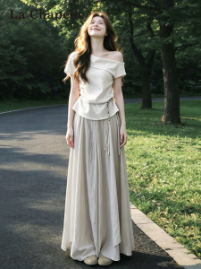 La Chapelle | French Elegance Asymmetric Neckline Short Sleeve Dress
