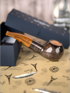 SAVINELLI | Elegant Handmade Briar Wood Pipe 320