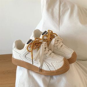 Thin mesh breathable board shoes women 2024 new Internet celebrity Hong Kong style retro moral training shoes student versatile little white shoes women