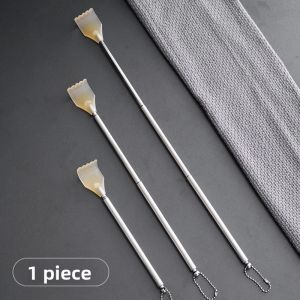 Defasilk | Extendable Bamboo Back Scratcher
