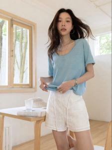 VNOOK | Áo Thun Cổ U Đa Năng Tay Ngắn Ôm Body Có Túi Màu Đơn