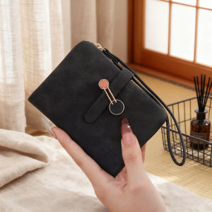 กระเป๋าสตางค์หนัง PU สำหรับผู้หญิง กระเป๋าสตางค์ทรงสั้นแบบพกพาขนาดเล็ก ความจุขนาดใหญ่ มีช่องใส่บัตรหลายช่อง กระเป๋าใส่บัตรขนาดเล็กพร้อมซิป