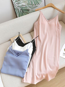 ชุดนอนผ้าไหมน้ำแข็ง Modal สายเดี่ยวพร้อมแผ่นเสริมหน้าอก ชุดนอนฤดูร้อนสำหรับผู้หญิง ชุดนอนเซ็กซี่เล็กๆ ชุดอยู่บ้านสบายๆ