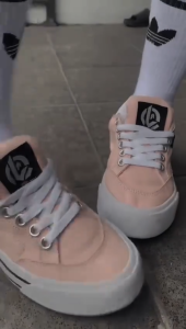 Sepatu Cewek/Cewe Terbaru Casuall Lobow Terbaru