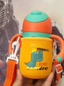 Ốp Lưng Cốc Học Uống Cho Trẻ Em Có Tay Cầm Ống Hút Ống Lợn Ốp Lưng Bảo Vệ Cho Bình Nước Ốp Lưng Cốc Nước Cho Bé