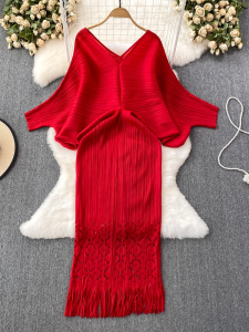 Fashion Flounced Batwing V-neck Slimming Fish-tail Fringed Dress