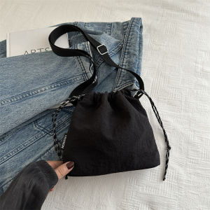 Summer Fitness Sports Womens Mini Bucket Bag Crossbody Bag Casual Simple Style Single Shoulder Bag Fashion Trend Nylon Material