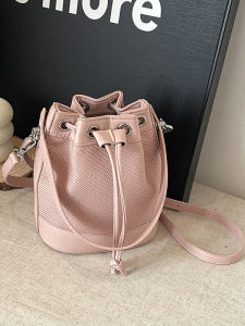 กระเป๋าถือทรงถังทรงกลมแบบสะพายข้างสำหรับผู้หญิง กระเป๋าถือแบบสะพายไหล่เดียว กระเป๋าใส่โทรศัพท์มือถือ กระเป๋าสะพายข้างแบบลำลอง กระเป๋าถือทรงกลมแบบดั้งเดิม