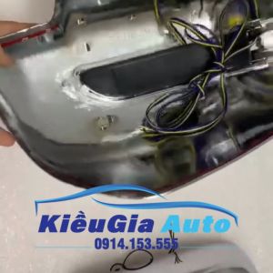 Ốp mạ gương kính chiếu hậu Toyota Innova 2006-2015