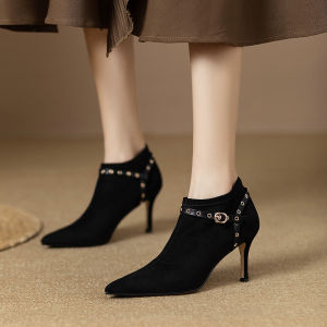 รองเท้าบูทส้นสูงหัวแหลมแบบสวมข้อสั้นสไตล์ฝรั่งเศสสำหรับฤดูใบไม้ผลิปี 2025 รองเท้าบูทส้นสูงแบบสวมข้อสั้นทรงกลวงแบบสวมข้อสั้นแบบสวมข้อสั้น