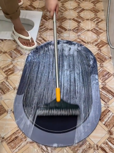 แปรงขัดพื้น 4in1/3in1/2in1รุ่นใหม่ แปรงขัดพื้นห้องน้ำ แบบด้ามยาวหมุนได้180องศา ขนแปรงทั้งสองด้าน ทำความสะอาดช่องว่าง/มุม/พื้น