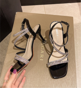 Elegant Diamond Embellished High Heel Sandals Fashionable Leather Strappy Summer Shoes PU Material Low Cut Rubber Sole