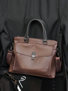 กระเป๋าถือหนังวัวม้าสไตล์ย้อนยุคสำหรับผู้ชาย กระเป๋าสะพายไหล่ข้างเดียวสำหรับเดินทางแบบธุรกิจสไตล์อังกฤษ กระเป๋าหนัง PU ทรงสี่เหลี่ยม