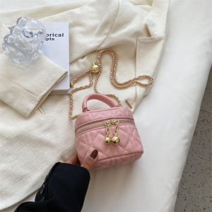 Fashionable Womens Handbag 2025 New Mini Diamond Grid Chain Shoulder Bag Office Bag Trendy Bucket Bag Soft Surface Zipper Closure
