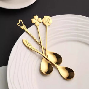 Four leaf clover 304 stainless steel high-end creative coffee spoon short handle mixing spoon gift spoon spoon spoon dessert sand ice spoon