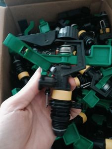 BÉC TƯỚI CÁNH ĐẬP 1 TIA CÓ CHỈNH REN 21 - BÉC TƯỚI ĐÀI LOAN