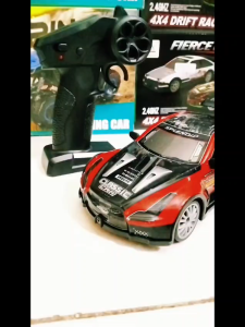 MAINAN ANAK MOBILAN RC DRIFT RACCING 4X4 SCALA 1:20 FREKUENSI 24 GHZ