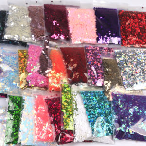 10g/Bag 3MM Heart-Shaped Nail DIY Nail Decoration Holographic Sparkling Heart-Shaped Nail Glitter Used For DIY Nail Decoration